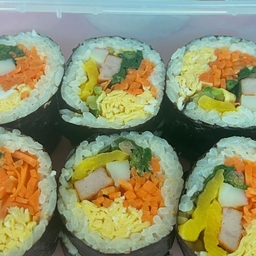 피드에 업로드 된 이미지