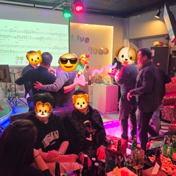 피드에 업로드 된 이미지