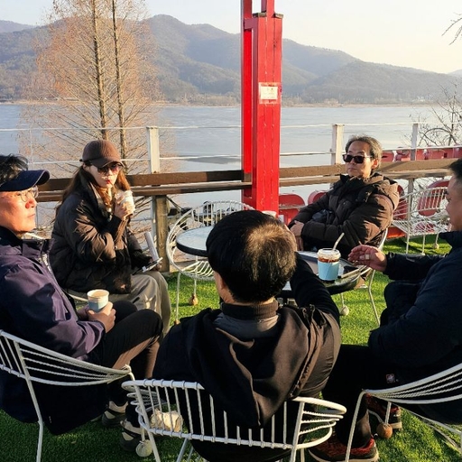 ํผ๋ ์ด๋ฏธ์ง