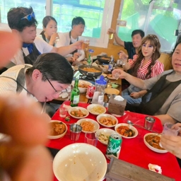 피드에 업로드 된 이미지