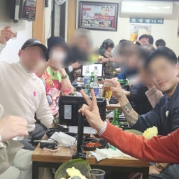 피드에 업로드 된 이미지