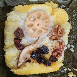 피드에 업로드 된 이미지