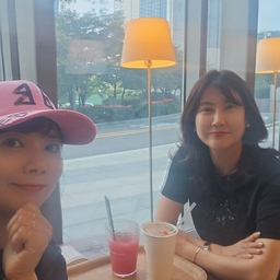 피드에 업로드 된 이미지