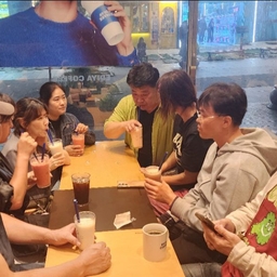 피드에 업로드 된 이미지