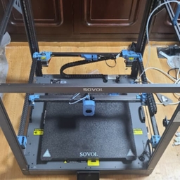 피드에 업로드 된 이미지