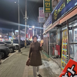 피드에 업로드 된 이미지