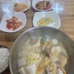 피드에 업로드 된 이미지