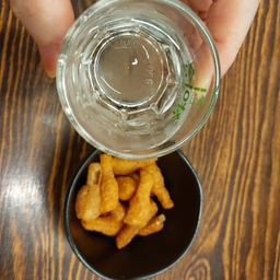 피드에 업로드 된 이미지