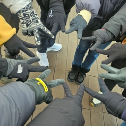 피드에 업로드 된 이미지