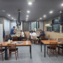피드에 업로드 된 이미지