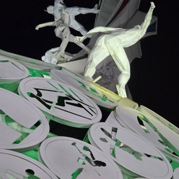 피드에 업로드 된 이미지