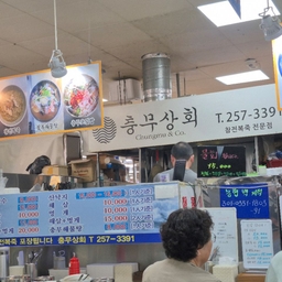 피드에 업로드 된 이미지