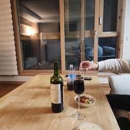 피드에 업로드 된 이미지