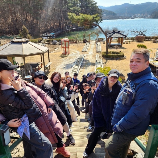 ํผ๋ ์ด๋ฏธ์ง