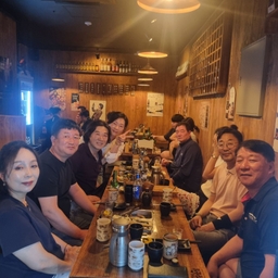 피드에 업로드 된 이미지