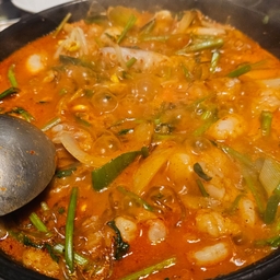 피드에 업로드 된 이미지