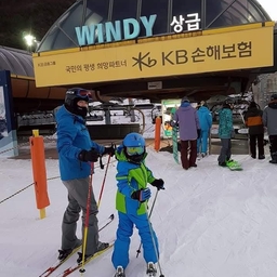 피드에 업로드 된 이미지