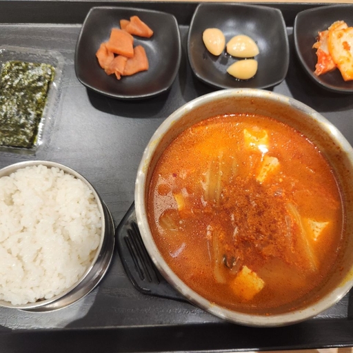 피드 이미지