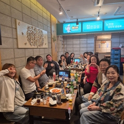 피드에 업로드 된 이미지
