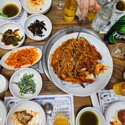 피드에 업로드 된 이미지