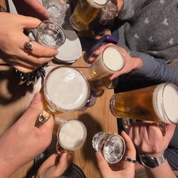 피드에 업로드 된 이미지