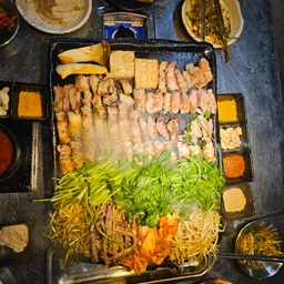 피드에 업로드 된 이미지