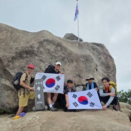 피드에 업로드 된 이미지