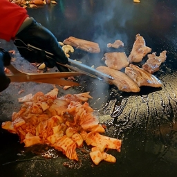 피드에 업로드 된 이미지