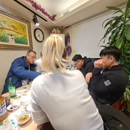 피드에 업로드 된 이미지