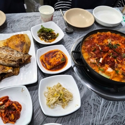 피드에 업로드 된 이미지