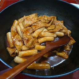 피드에 업로드 된 이미지