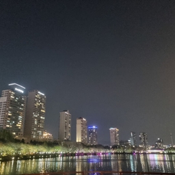 피드에 업로드 된 이미지