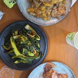 피드에 업로드 된 이미지