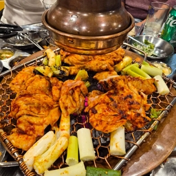 피드에 업로드 된 이미지