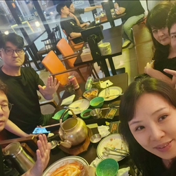 피드에 업로드 된 이미지
