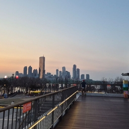 피드에 업로드 된 이미지