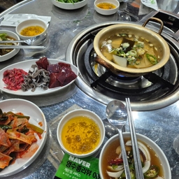 피드에 업로드 된 이미지