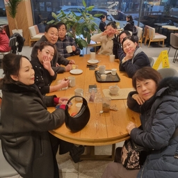 피드에 업로드 된 이미지