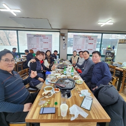 피드에 업로드 된 이미지