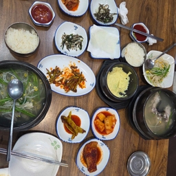 피드에 업로드 된 이미지