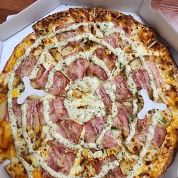 피드에 업로드 된 이미지