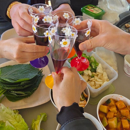 ํผ๋ ์ด๋ฏธ์ง