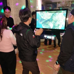 피드에 업로드 된 이미지