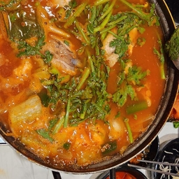 피드에 업로드 된 이미지