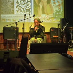 피드에 업로드 된 이미지