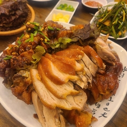 피드에 업로드 된 이미지