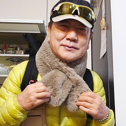 피드에 업로드 된 이미지