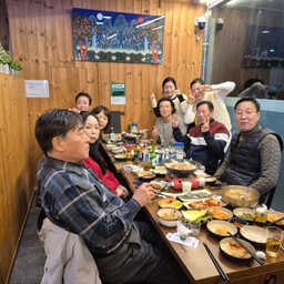 피드에 업로드 된 이미지