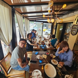피드에 업로드 된 이미지
