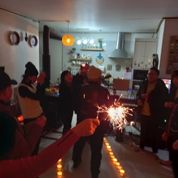 ํผ๋์ ์
๋ก๋ ๋ ์ด๋ฏธ์ง